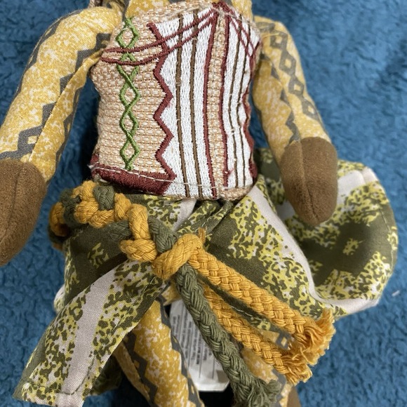 Disney's The‎ Lion King Broadway Musical Nala Plush Beanie 9" - Picture 9 of 9